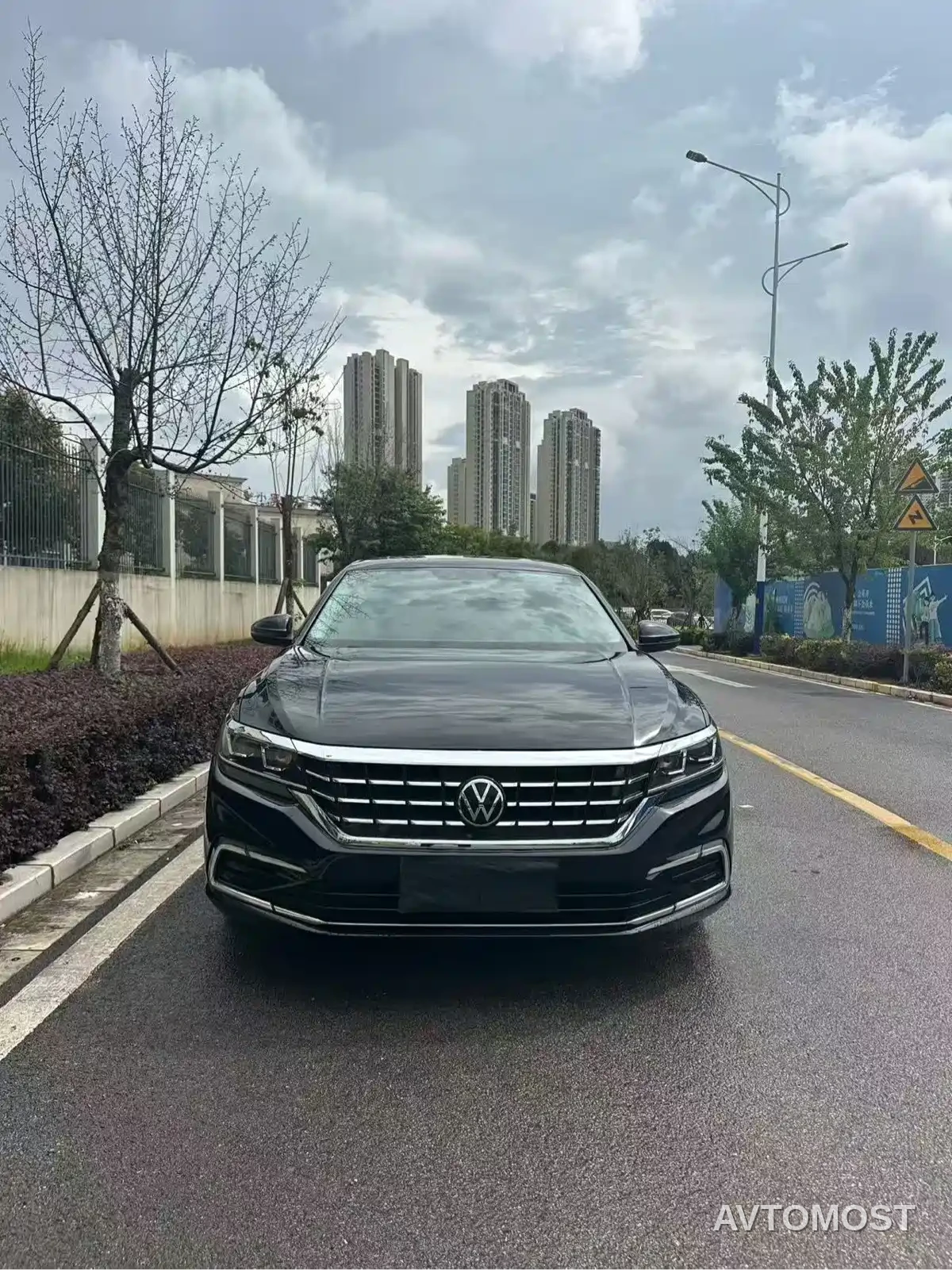 Volkswagen Magotan 2023 2 Million Units Commemorative Edition 280TSI DSG Comfort — фото 2