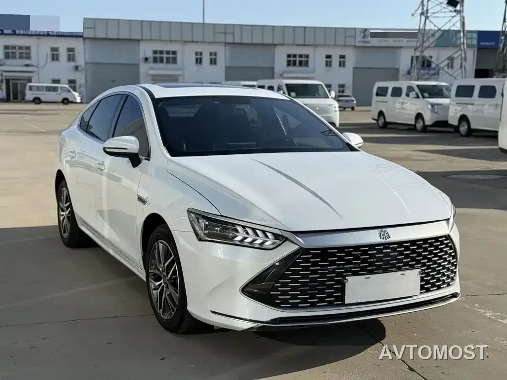 BYD Qin PLUS 2021 DM-i 55KM Flagship — фото 6