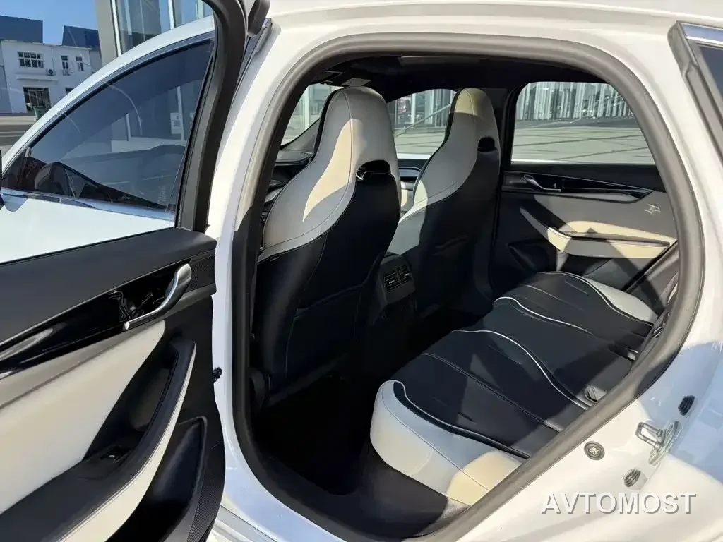 BYD Qin PLUS 2021 DM-i 55KM Flagship — фото 17