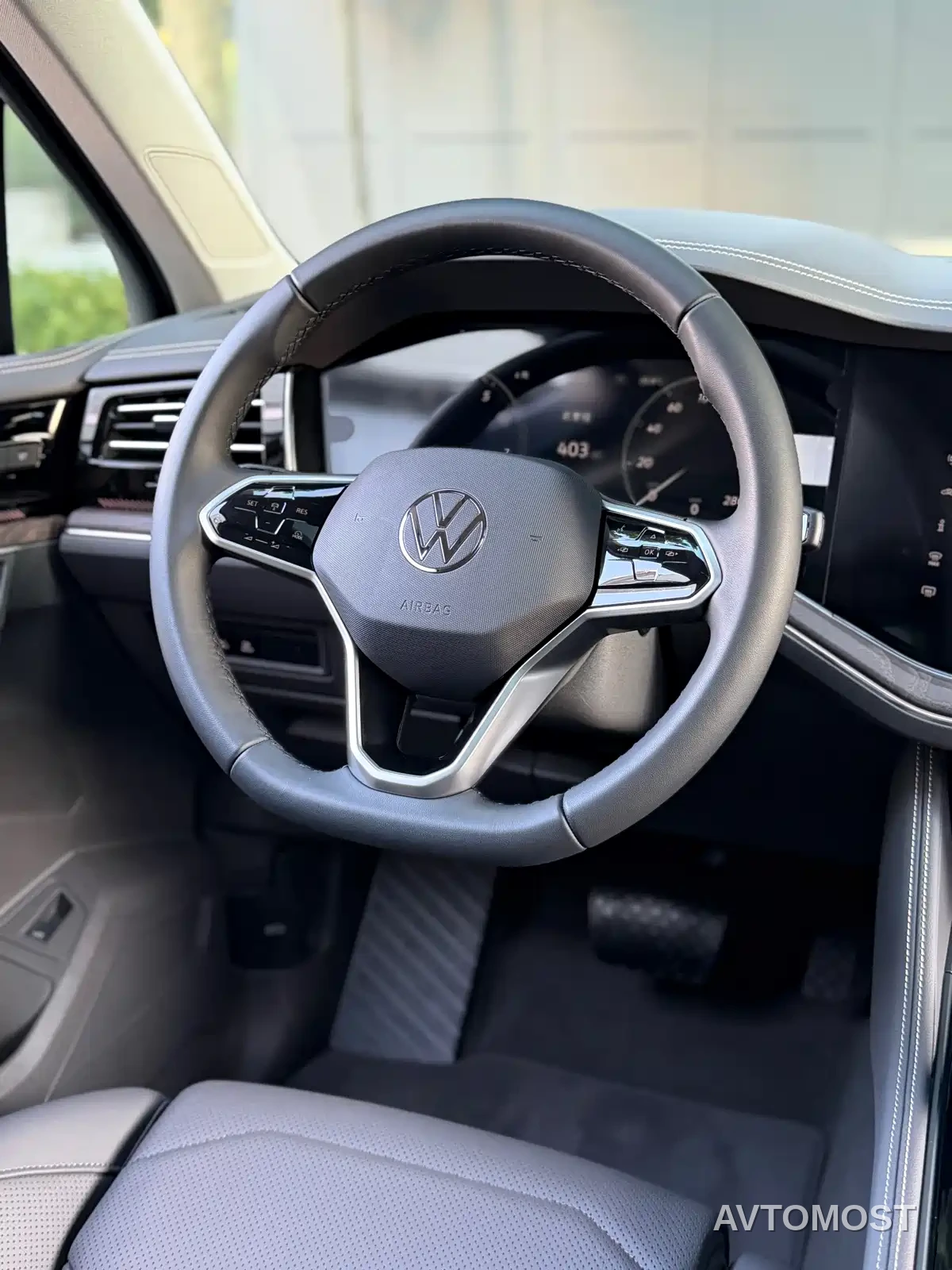 Volkswagen Touareg 2026 3.0TSI R-Line Black Sport Package — фото 20