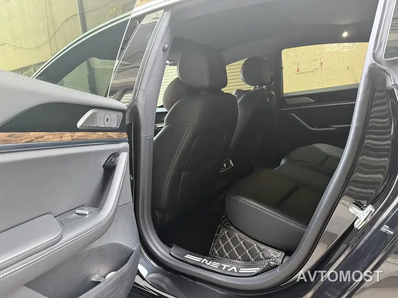 Nezha S 2024 Pure Electric 520km RWD Premium Edition — фото 1