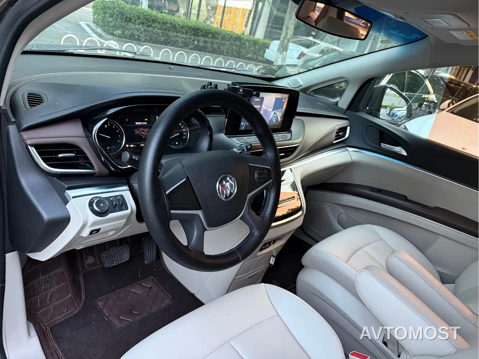 Buick GL8 2021 Land Business Class 652T Luxury — фото 10