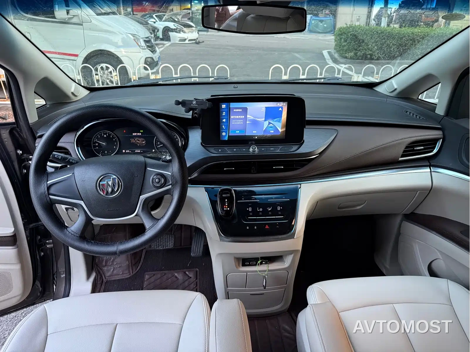 Buick GL8 2021 Land Business Class 652T Luxury — фото 13