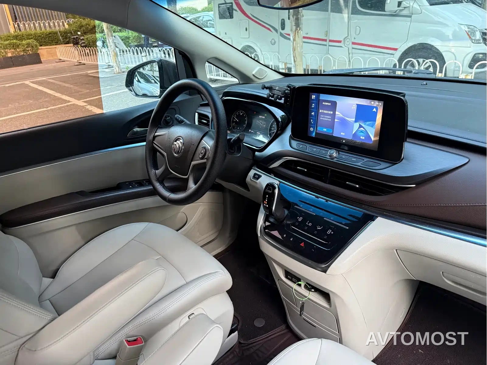 Buick GL8 2021 Land Business Class 652T Luxury — фото 20