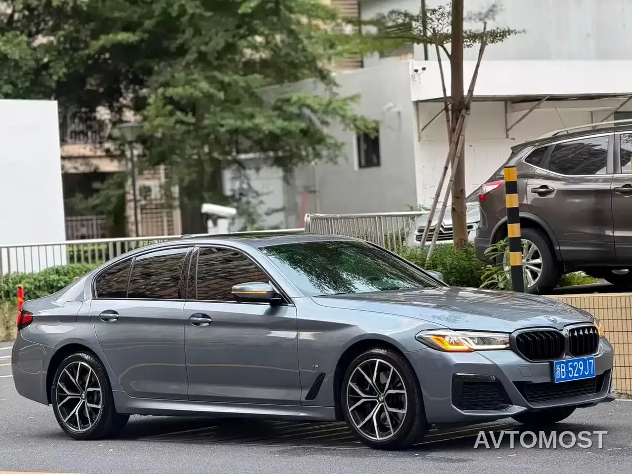 BMW 5 Series (Import) 2022 530i M Sport Package — фото 1