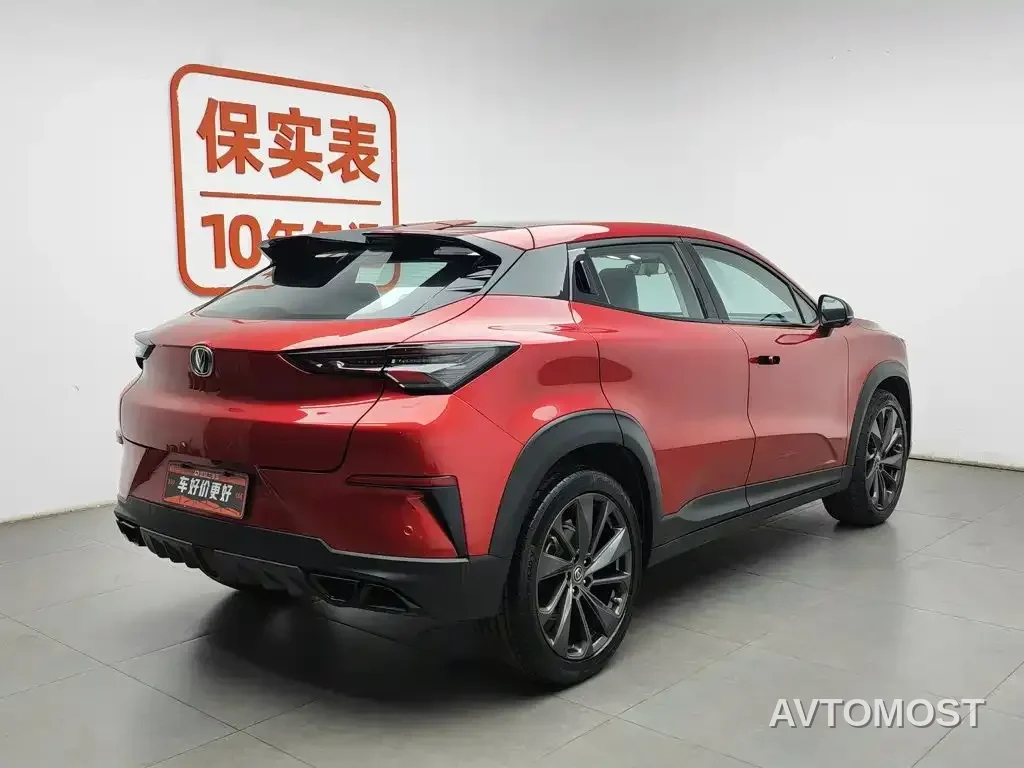 Changan UNI-T 2020 1.5T Premium — фото 1