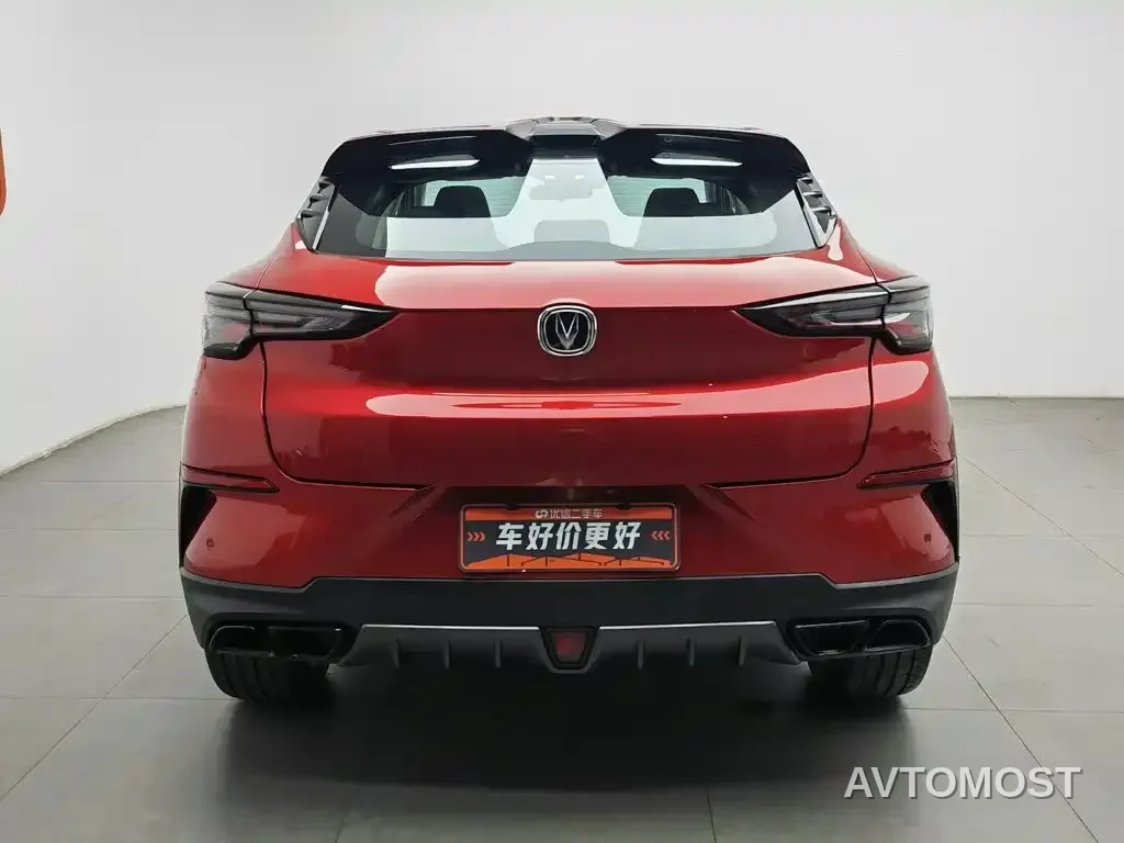 Changan UNI-T 2020 1.5T Premium — фото 3