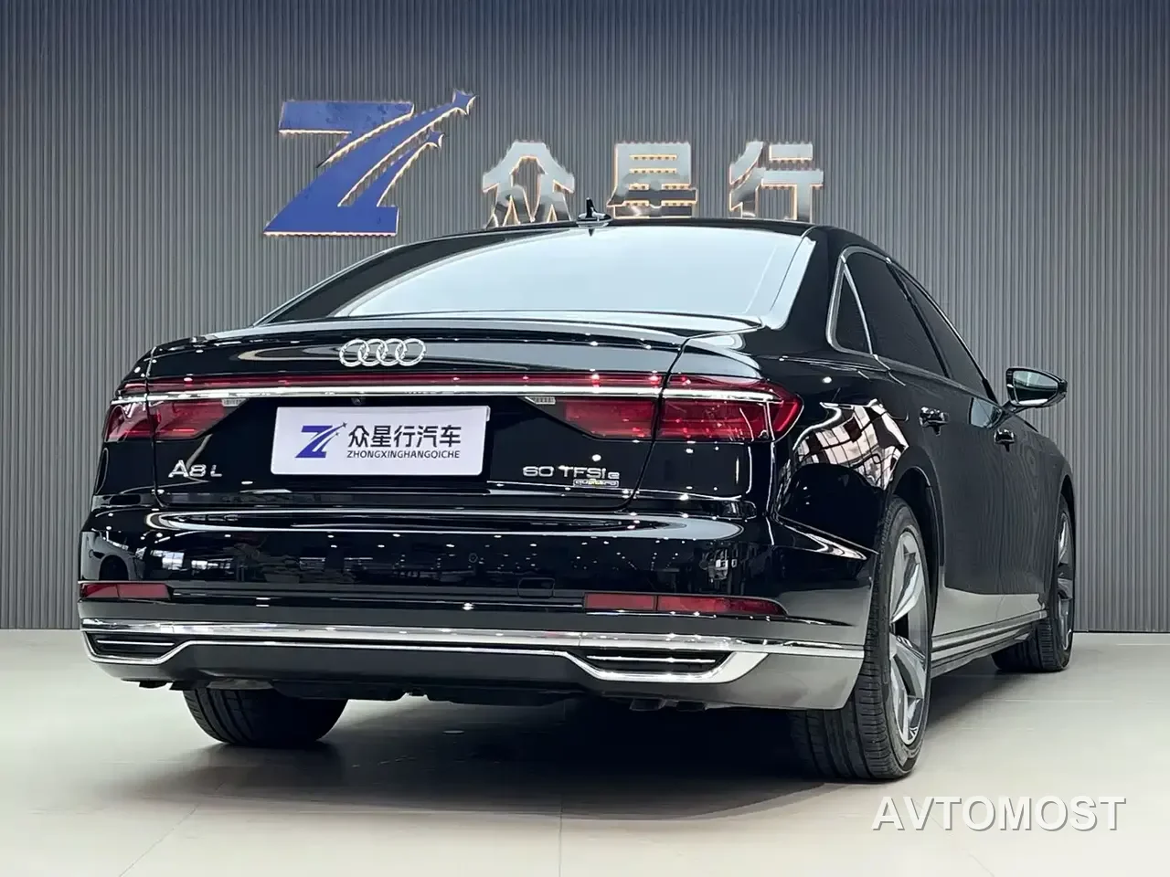 Audi A8 New Energy 2022 A8L 60 TFSIe quattro Collector's Edition — фото 17