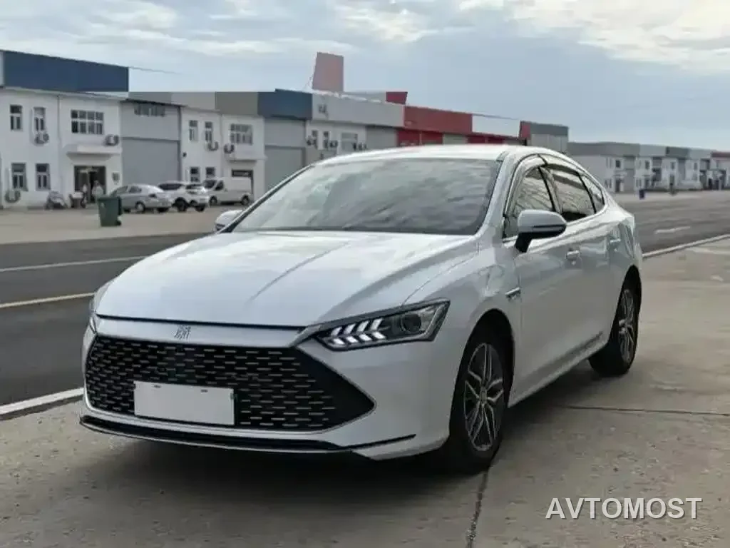 BYD Qin PLUS 2021 DM-i 55KM Flagship — фото 1