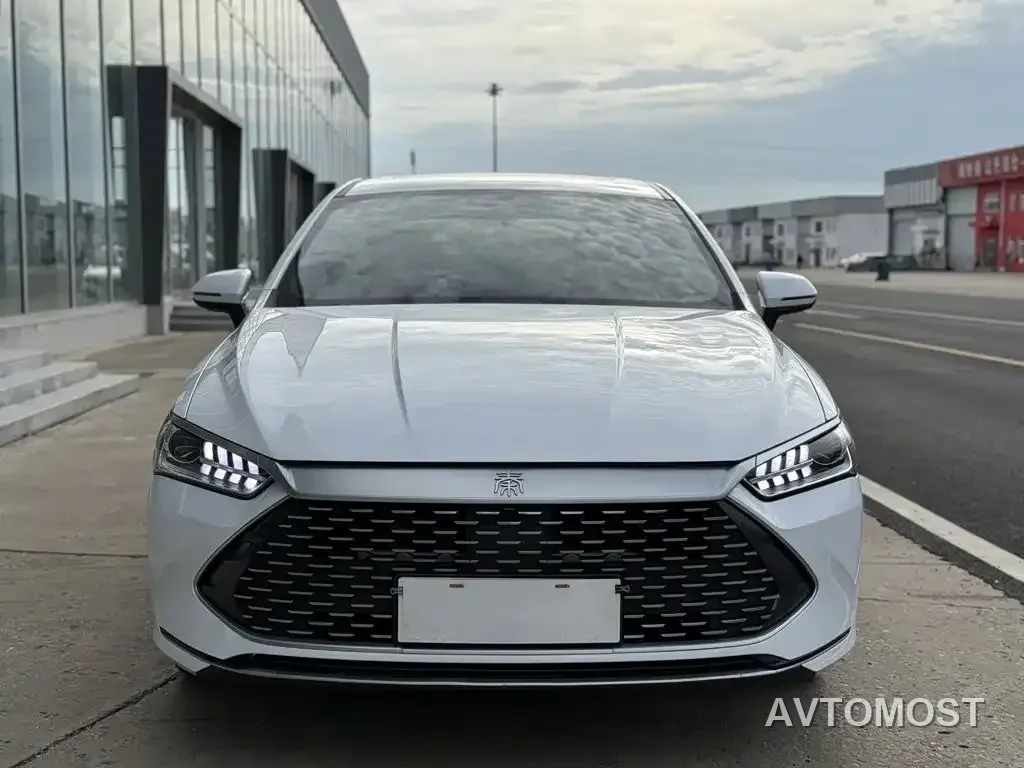 BYD Qin PLUS 2021 DM-i 55KM Flagship — фото 2