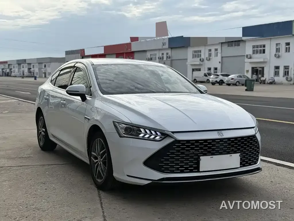 BYD Qin PLUS 2021 DM-i 55KM Flagship — фото 3