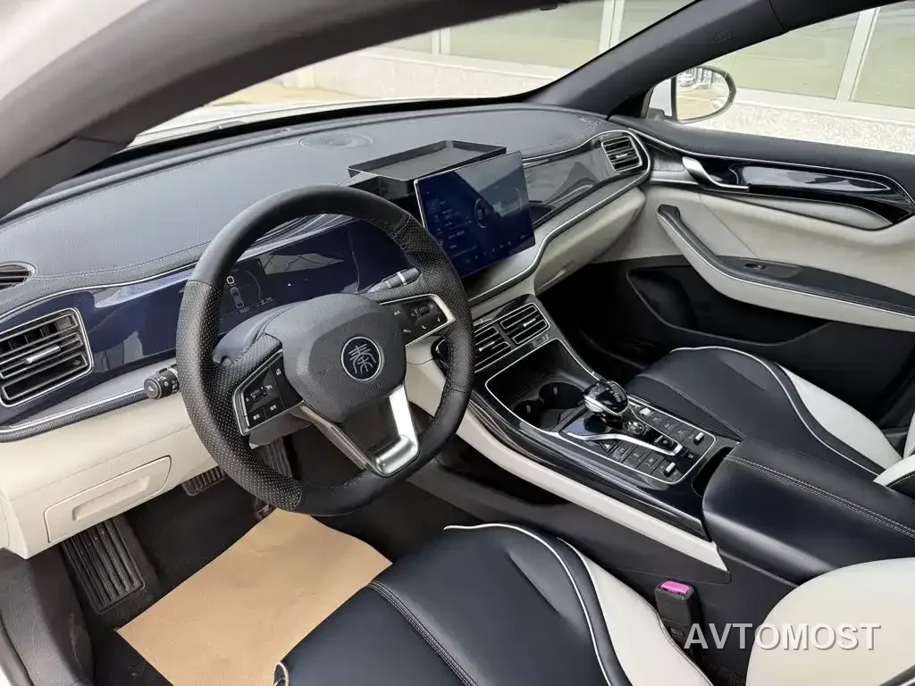 BYD Qin PLUS 2021 DM-i 55KM Flagship — фото 10