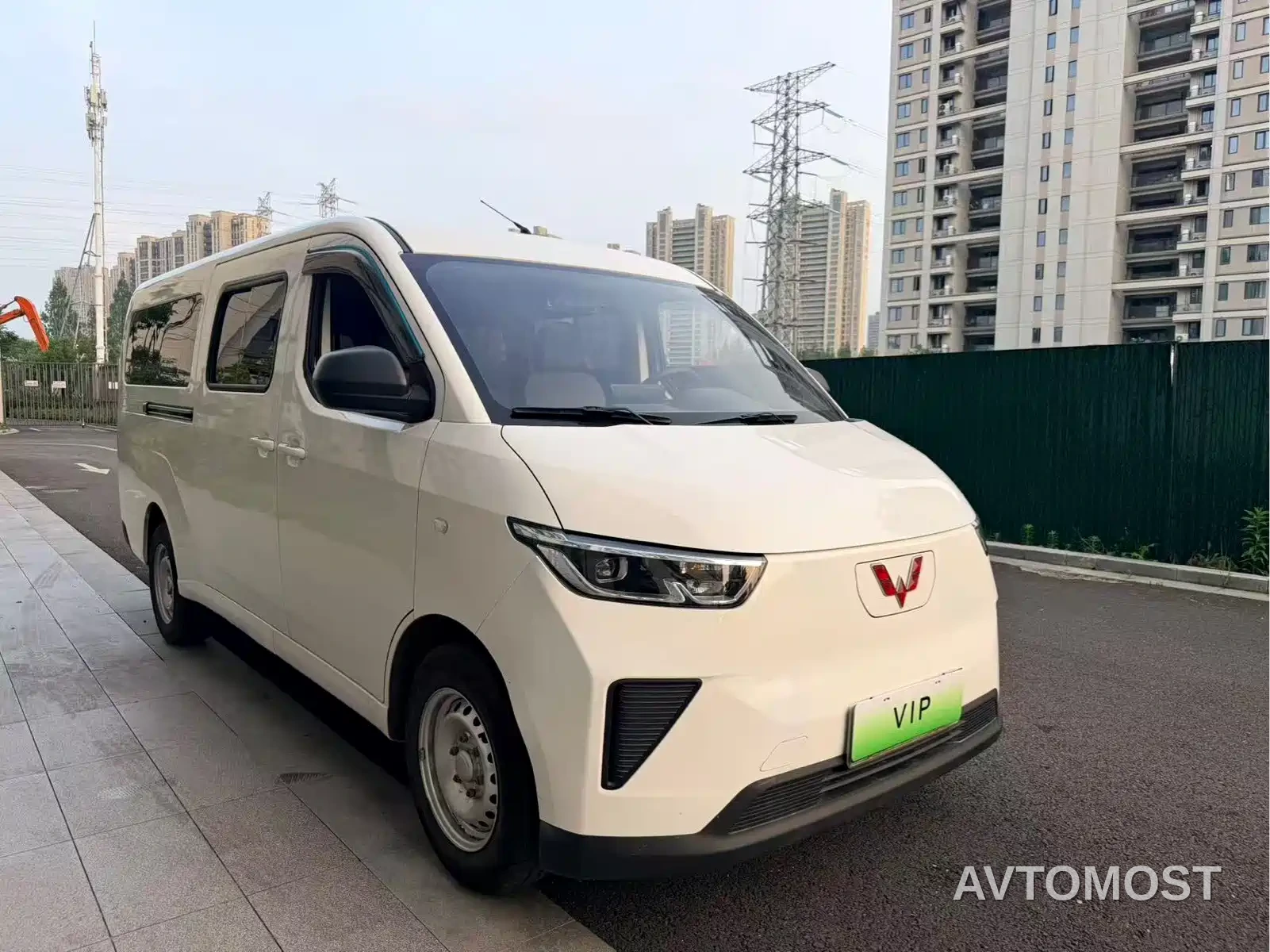 Wuling Yangguang 2024 300km Comfort Passenger Version 60kW — фото 3