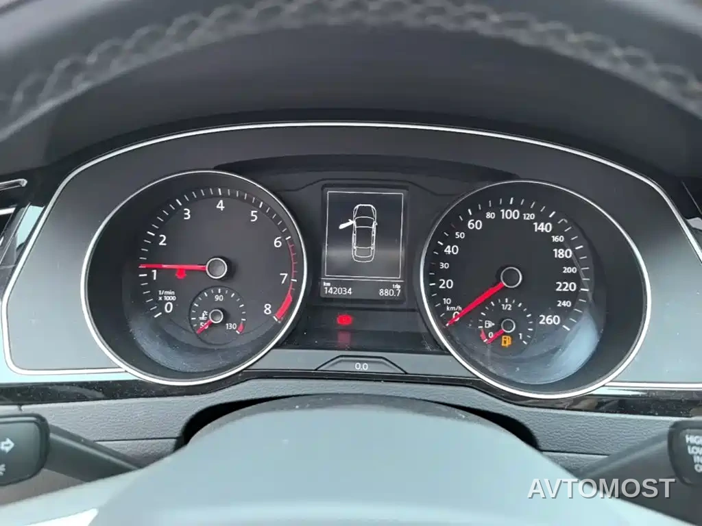 Volkswagen Magotan 2020 280TSI DSG Leading — фото 10