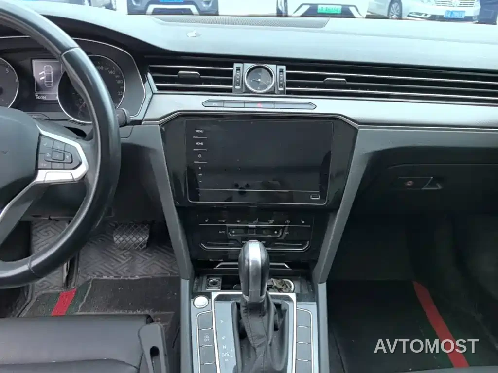 Volkswagen Magotan 2020 280TSI DSG Leading — фото 11