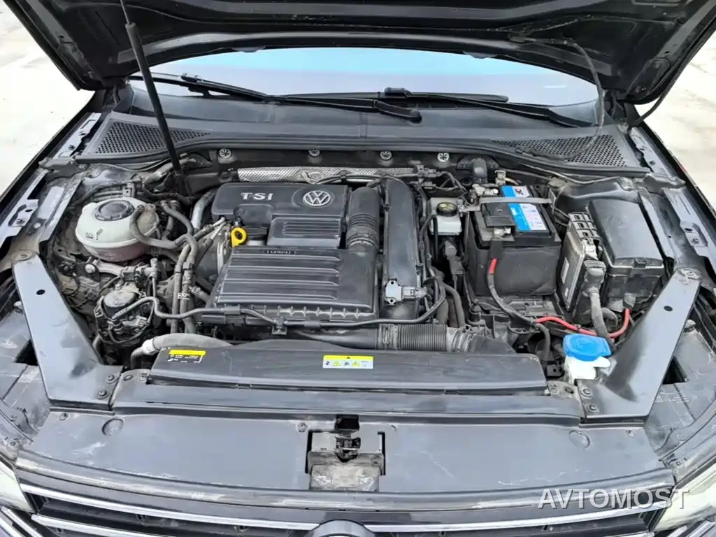 Volkswagen Magotan 2020 280TSI DSG Leading — фото 18