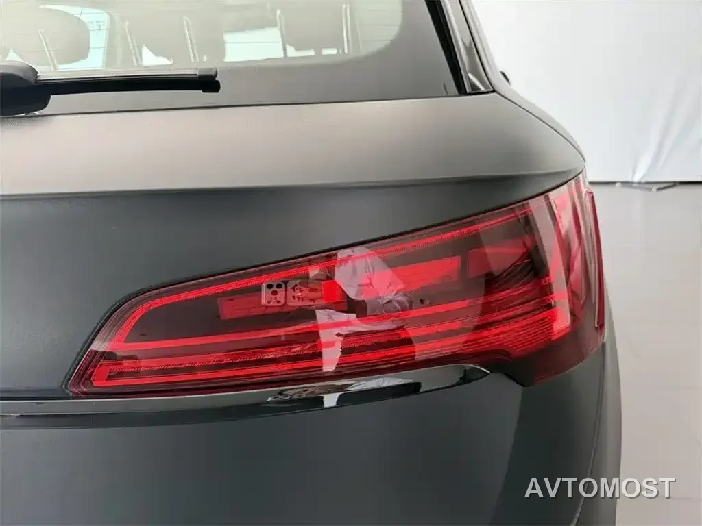 Audi SQ5 2021 3.0 TFSI quattro — фото 10