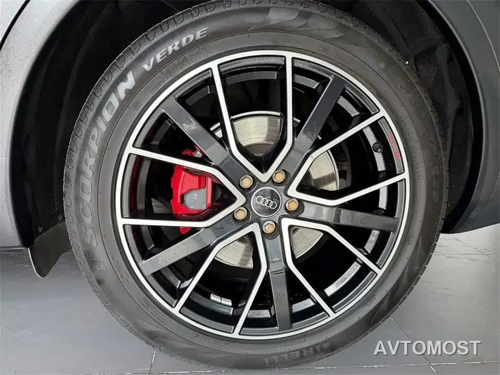Audi SQ5 2021 3.0 TFSI quattro — фото 11