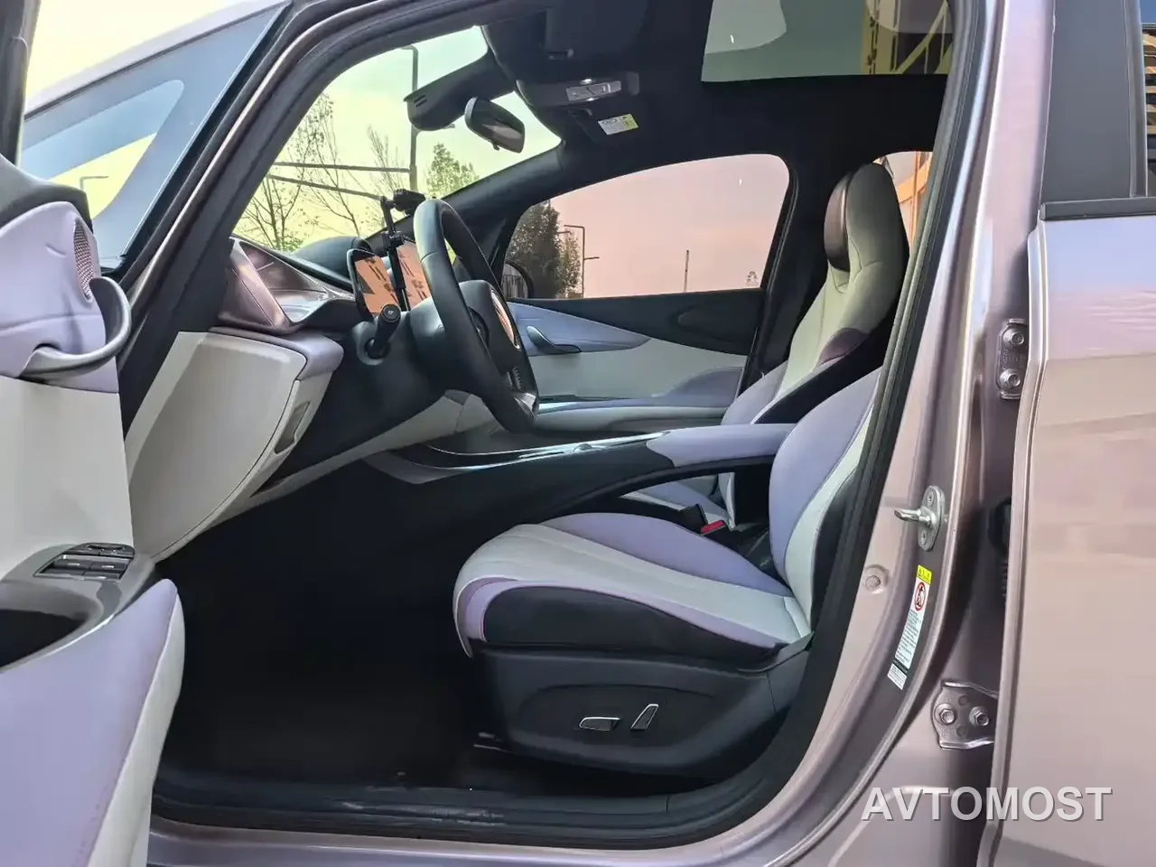 BYD Dolphin 2021 Model 405km Fashion Edition — фото 8