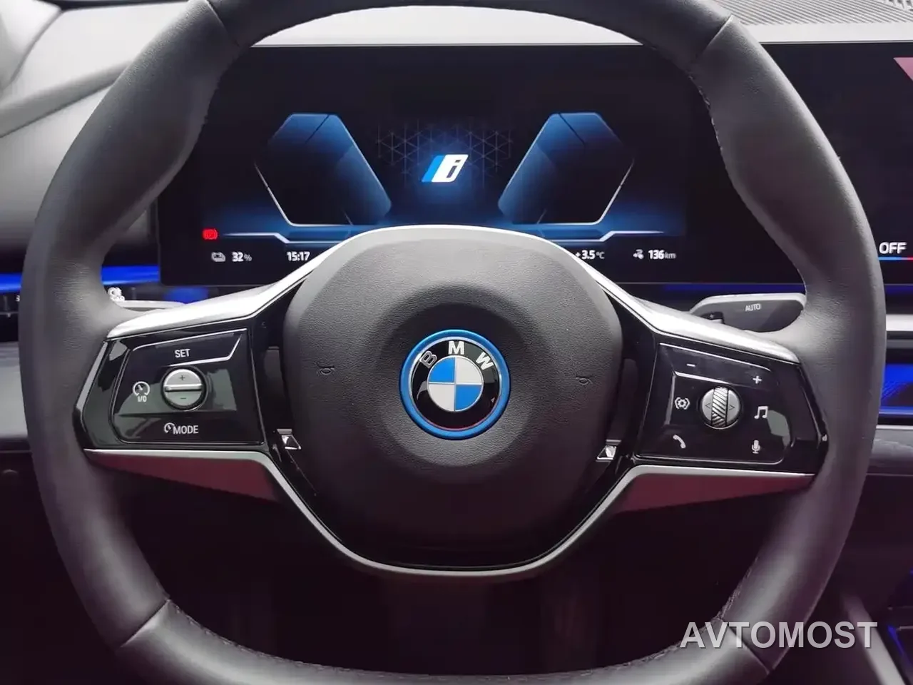 BMW i5 2024 eDrive 35L Luxury Package — фото 11