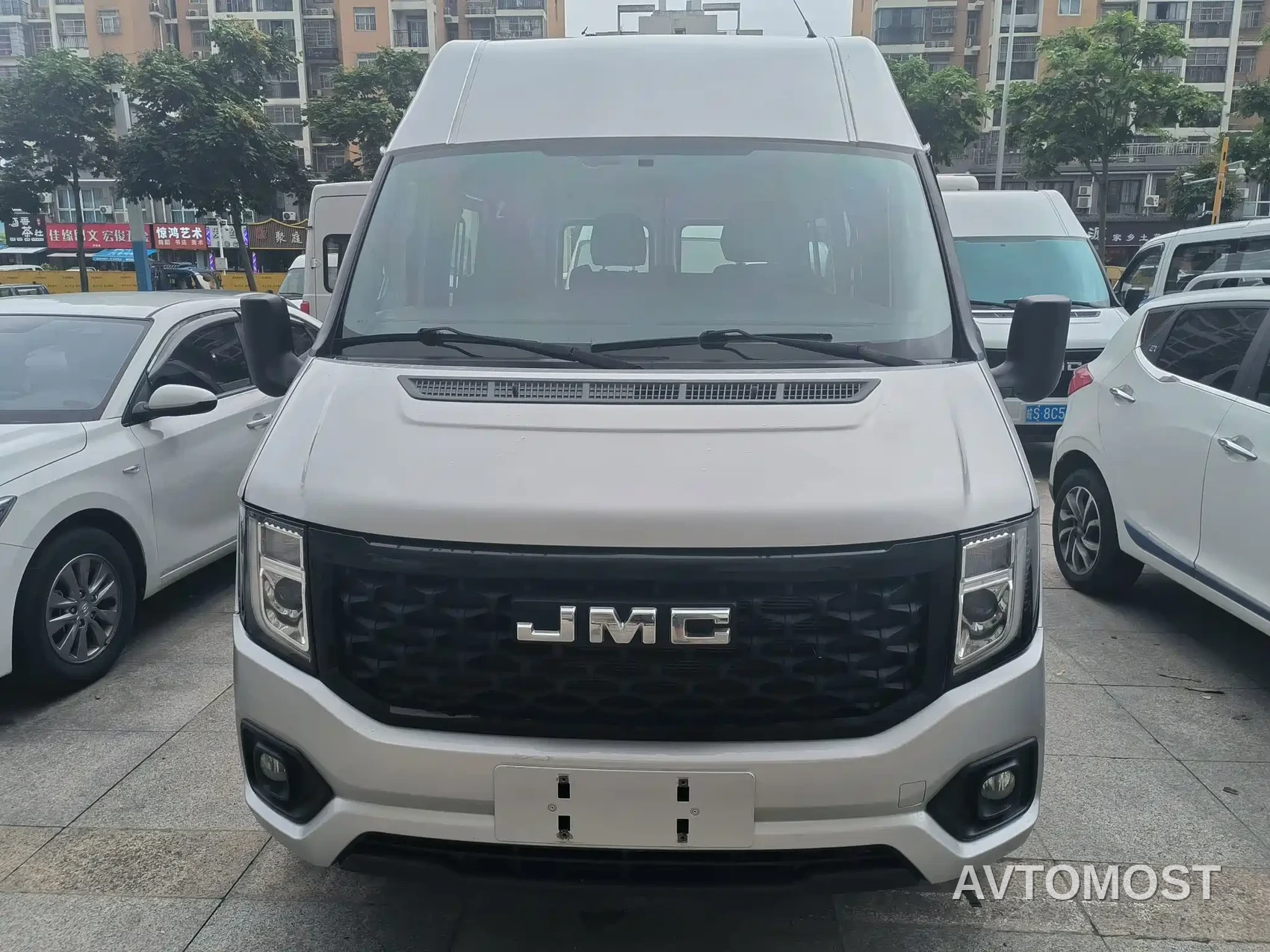 Jiangling JMC Fushun 2022 2.0T Manual Multi-purpose Passenger Vehicle Short Wheelbase Medium-high Roof 6-seater — фото 2