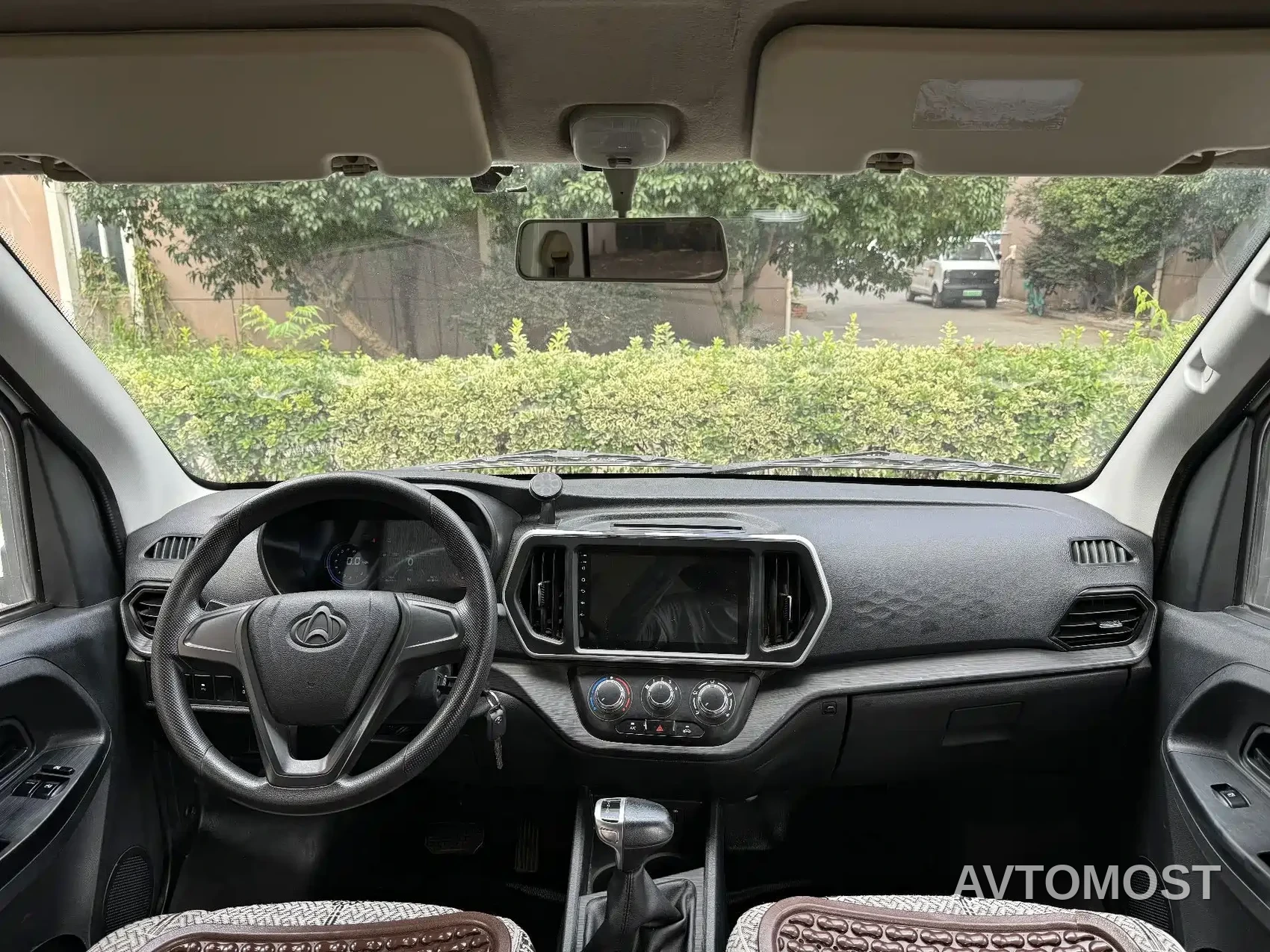 Changan Ruixing EM80 2024 Split-door Comfort 6 Seats 41.86kWh — фото 17