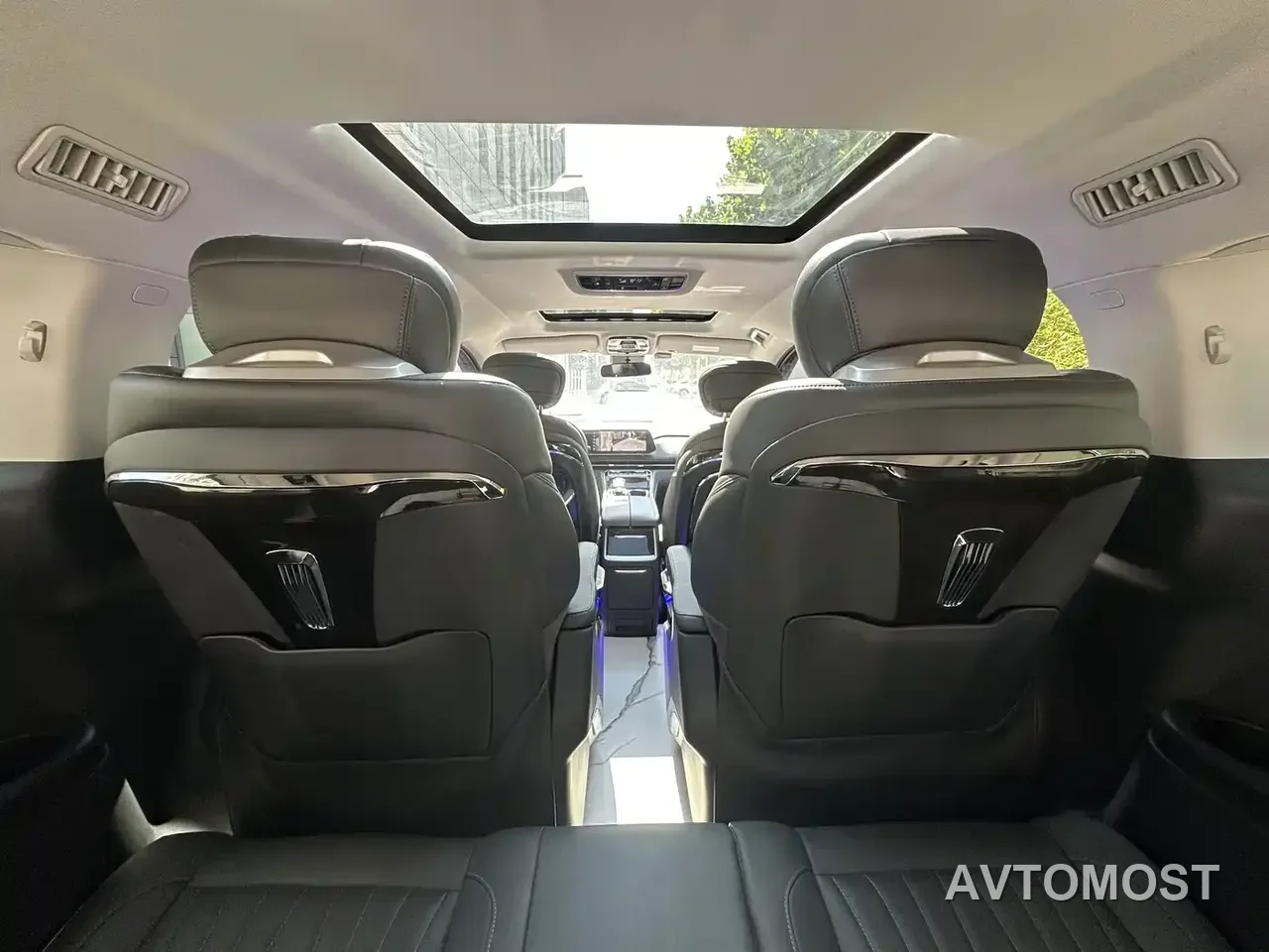 JAC Refine RF8 PHEV 2024 Model Zhiling Edition 1.5T 150KM Premium LFP — фото 23
