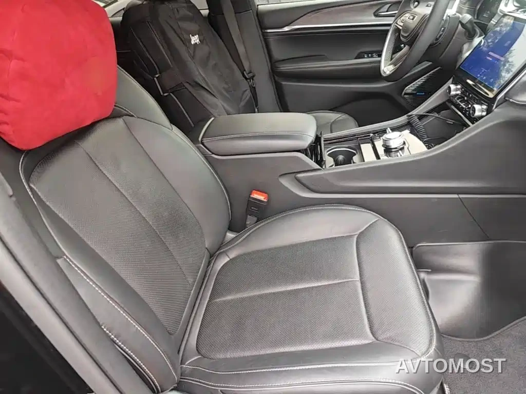 Jeep Grand Cherokee 4xe (Import) 2023 4xe Summit Edition — фото 17