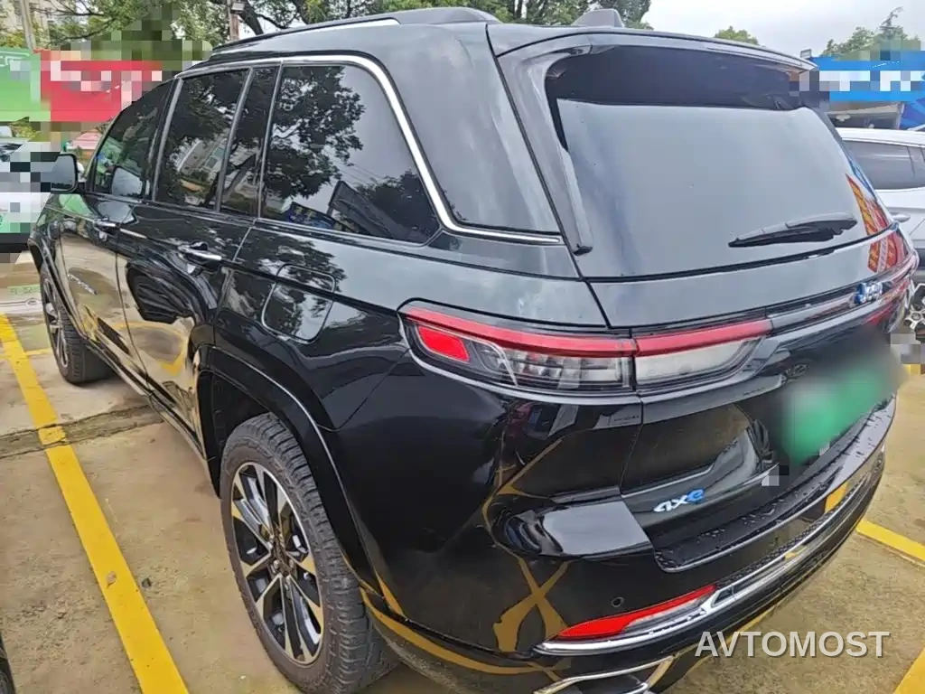Jeep Grand Cherokee 4xe (Import) 2023 4xe Summit Edition — фото 20