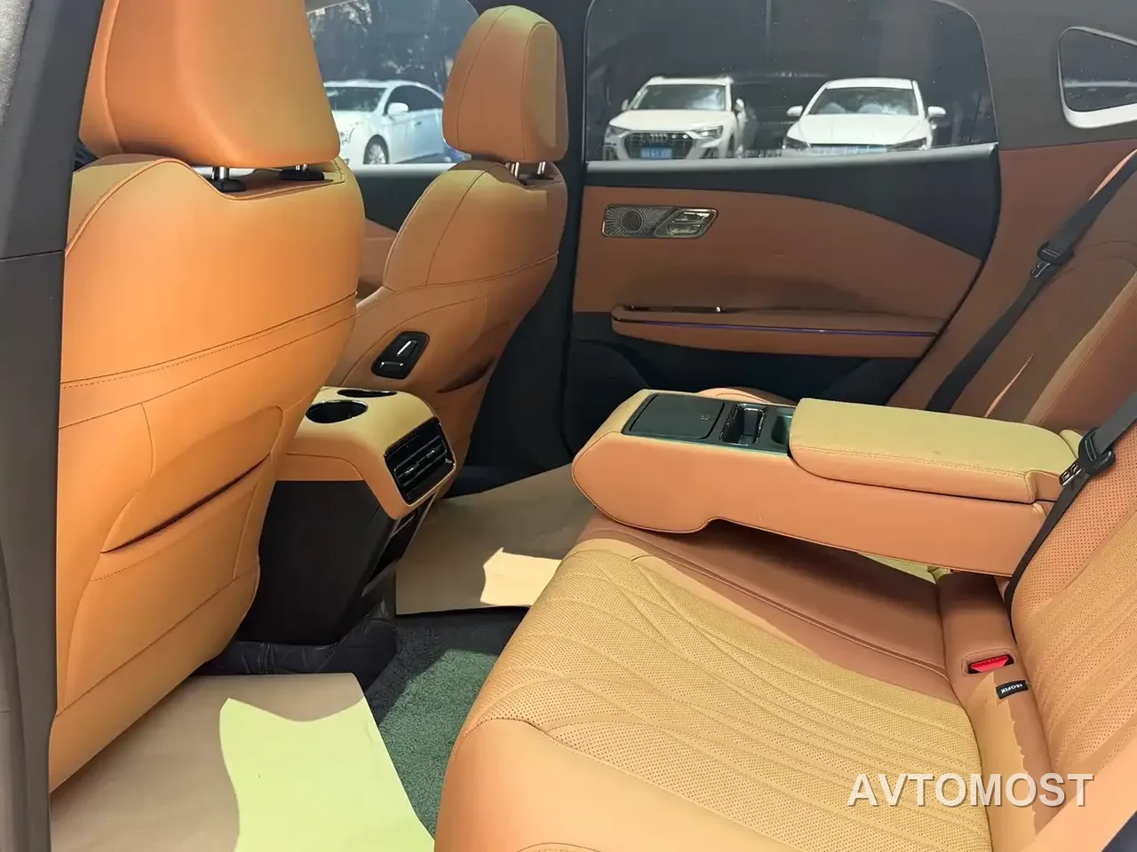 Geely Galaxy Xingyao 8 2025 130km EM-i Premium Edition — фото 2