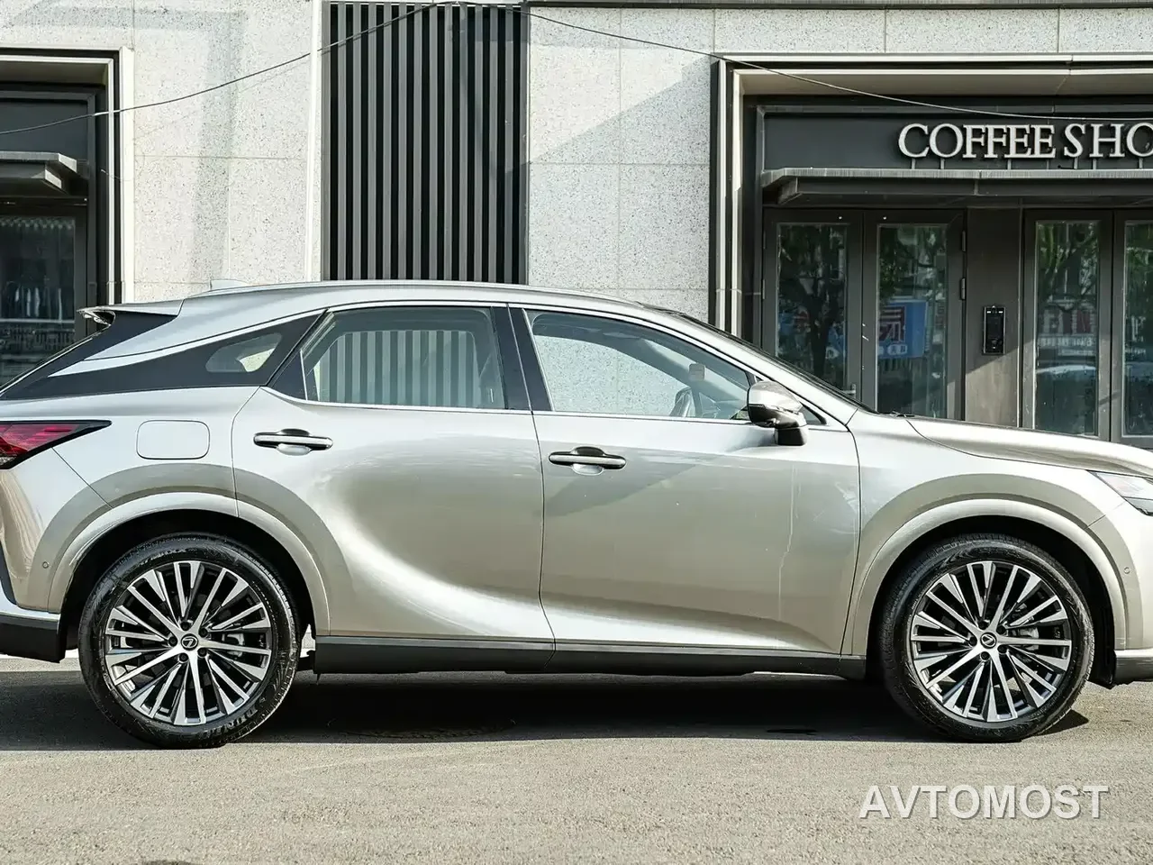Lexus RX New Energy 2023 450h+ 4WD Enjoyment — фото 7