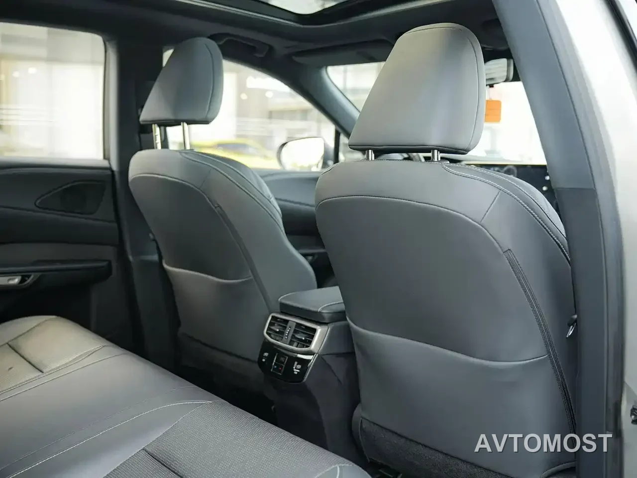 Lexus RX New Energy 2023 450h+ 4WD Enjoyment — фото 13