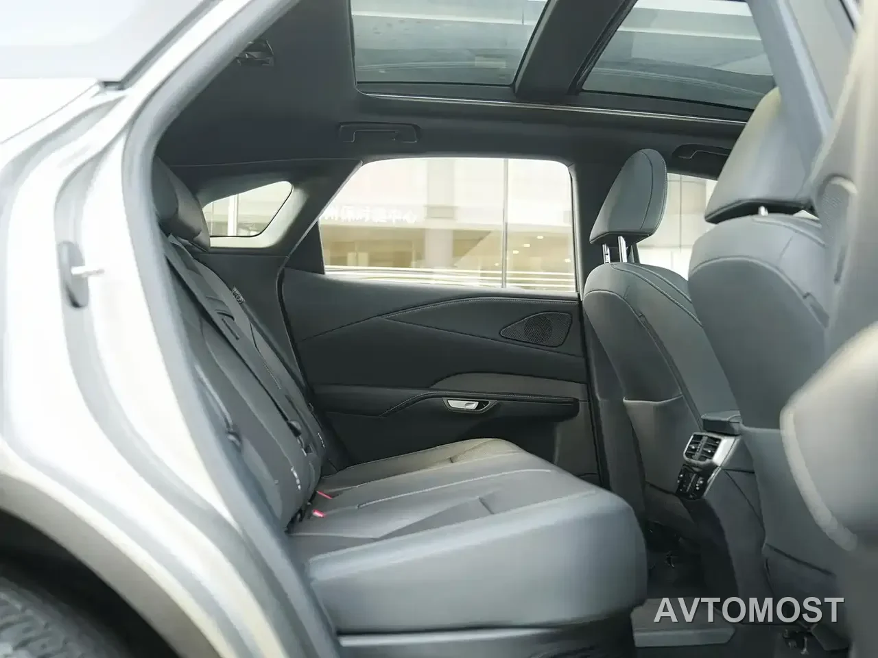 Lexus RX New Energy 2023 450h+ 4WD Enjoyment — фото 14