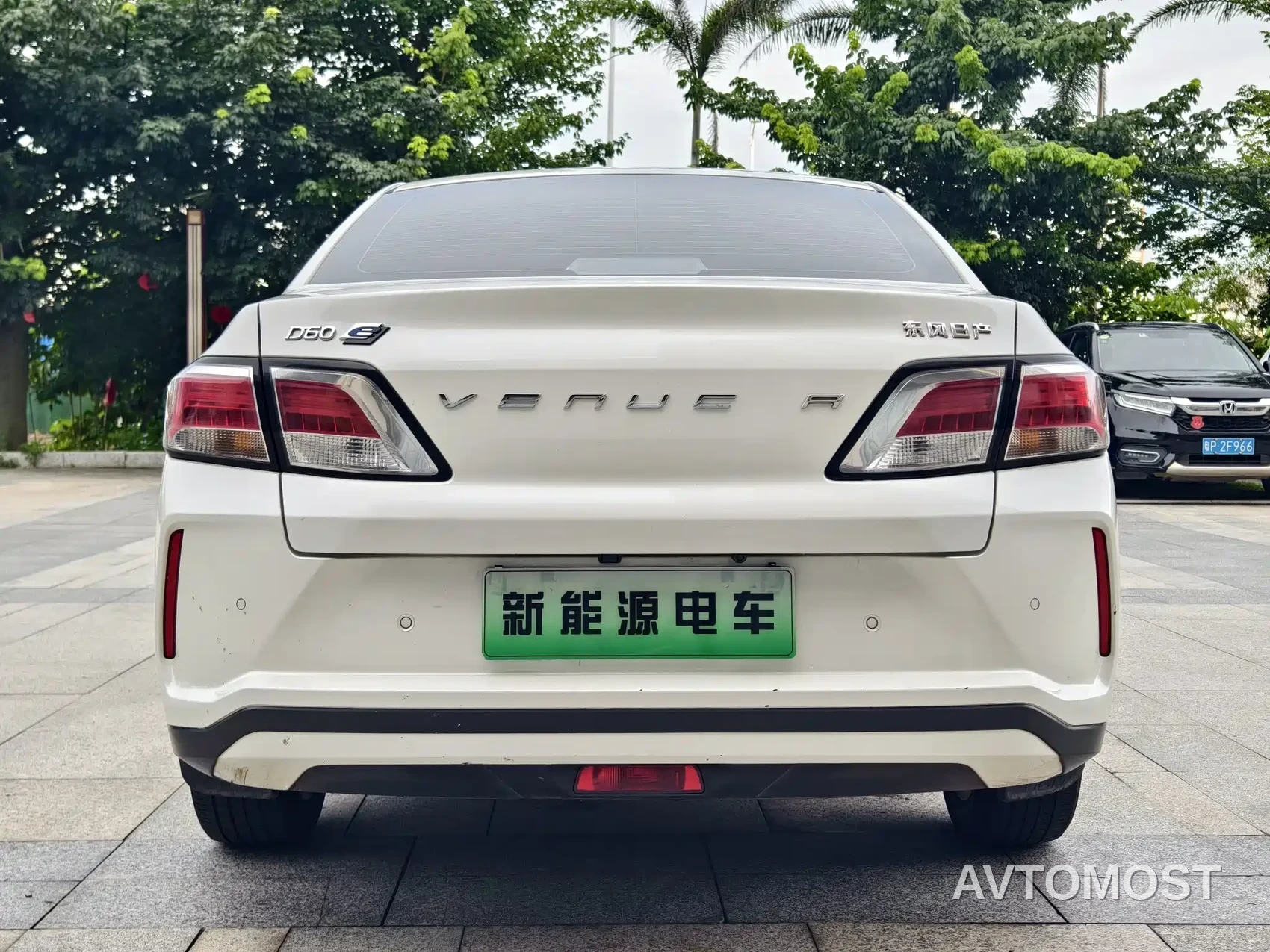 Venucia D60EV 2022 Standard Range Comfort Edition — фото 6