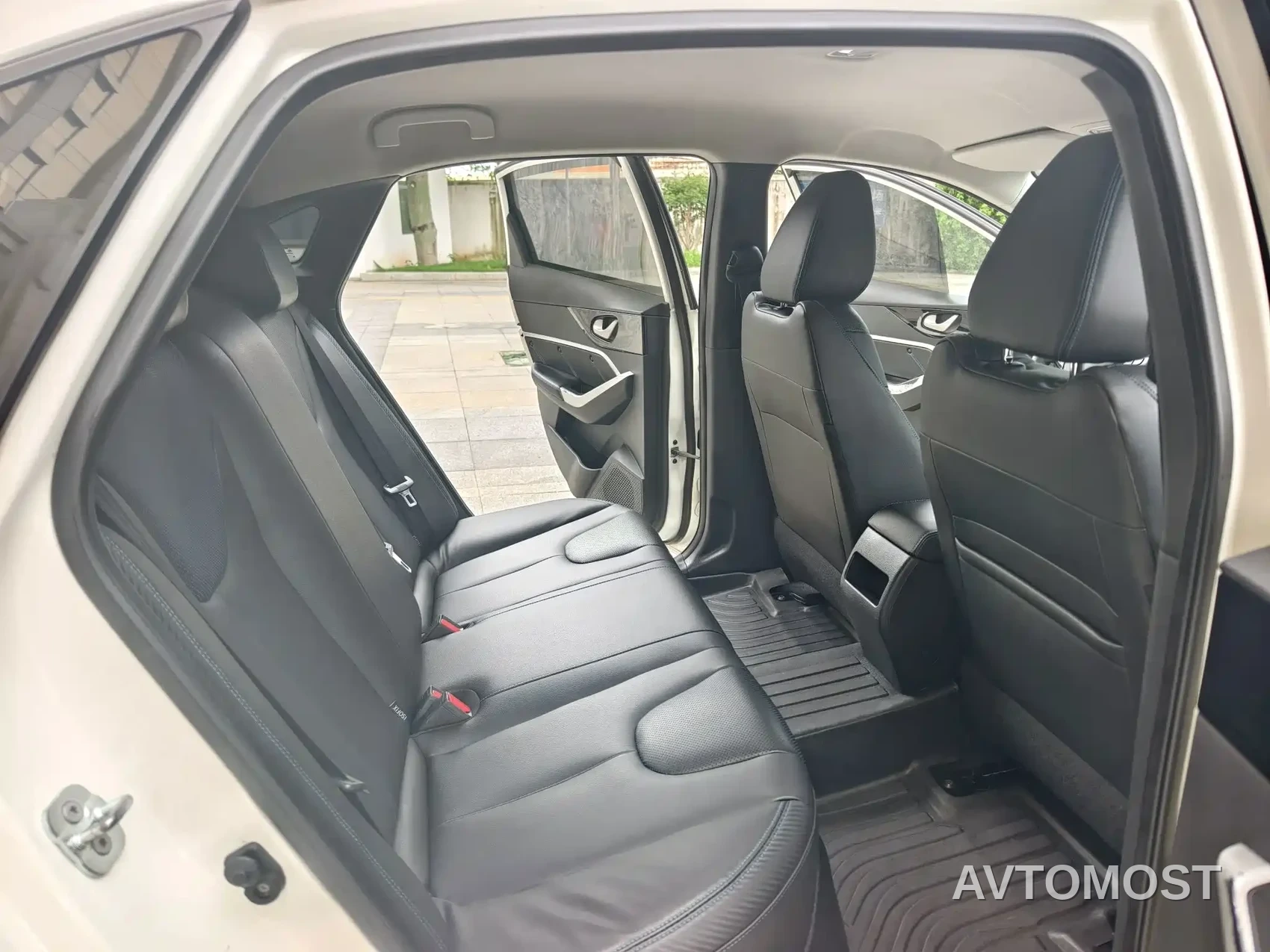 Venucia D60EV 2022 Standard Range Comfort Edition — фото 14
