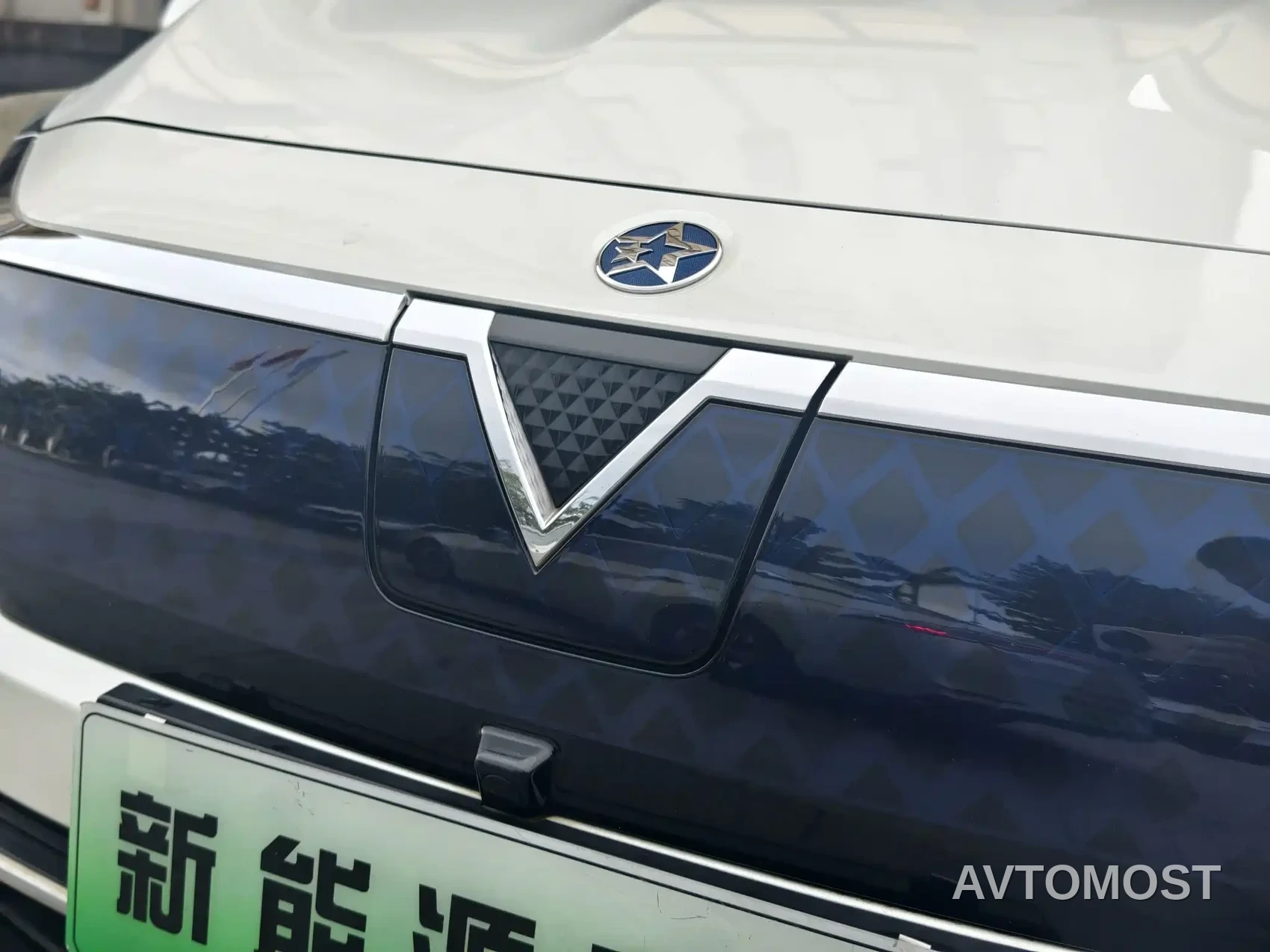 Venucia D60EV 2022 Standard Range Comfort Edition — фото 15