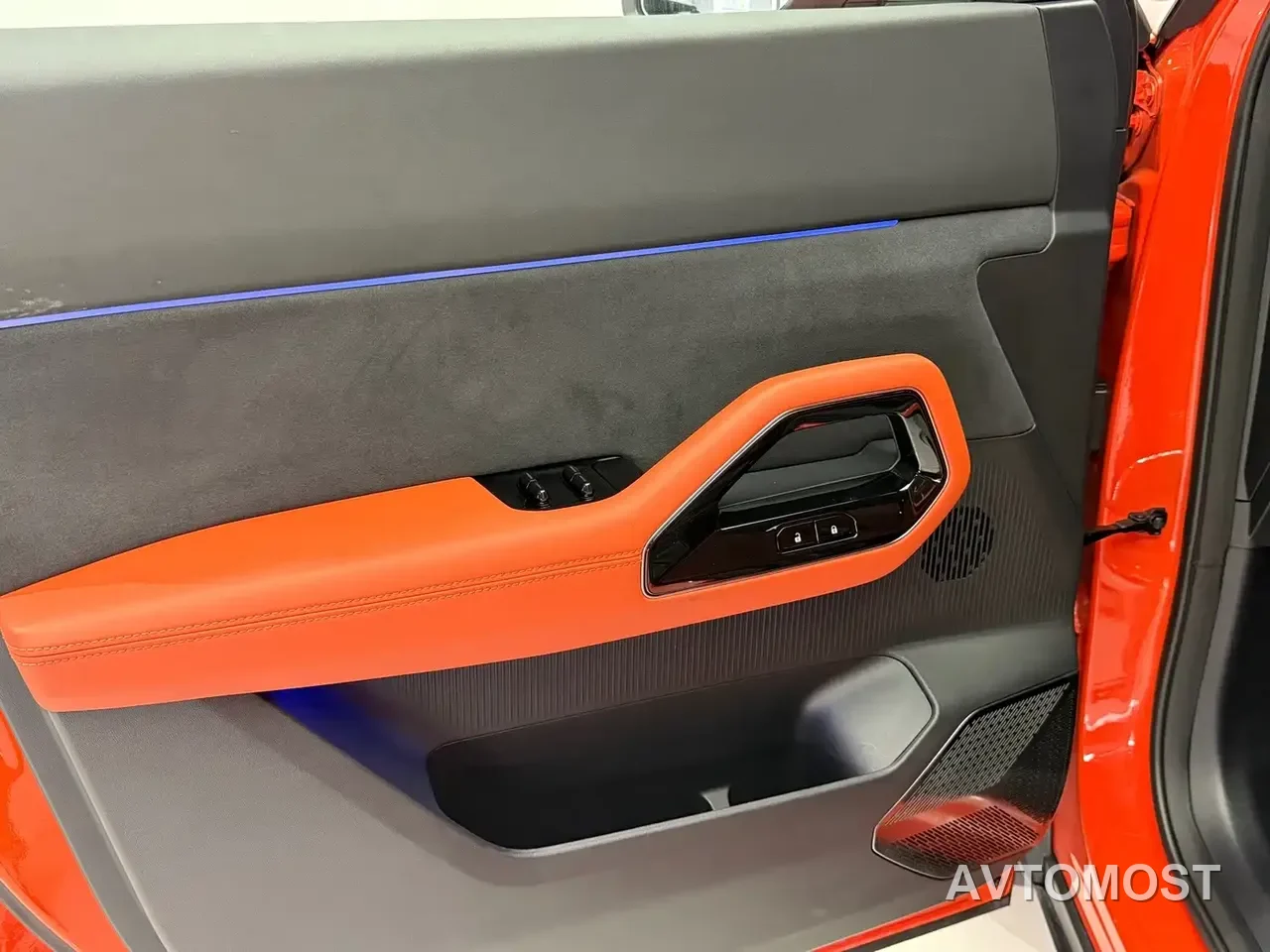 Ford Mustang NEV 2025 Plug-in Range Extender Hybrid — фото 8