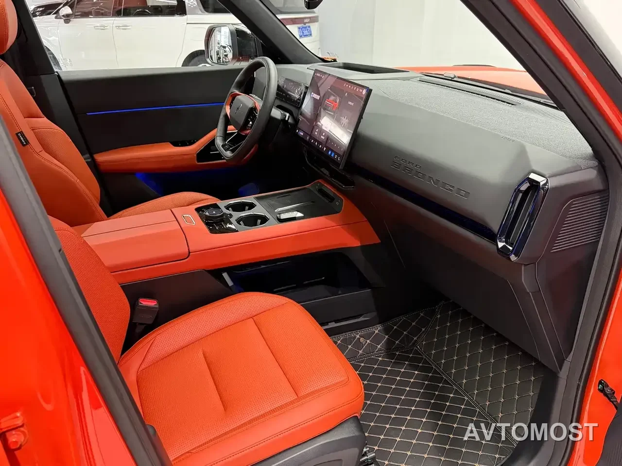 Ford Mustang NEV 2025 Plug-in Range Extender Hybrid — фото 23