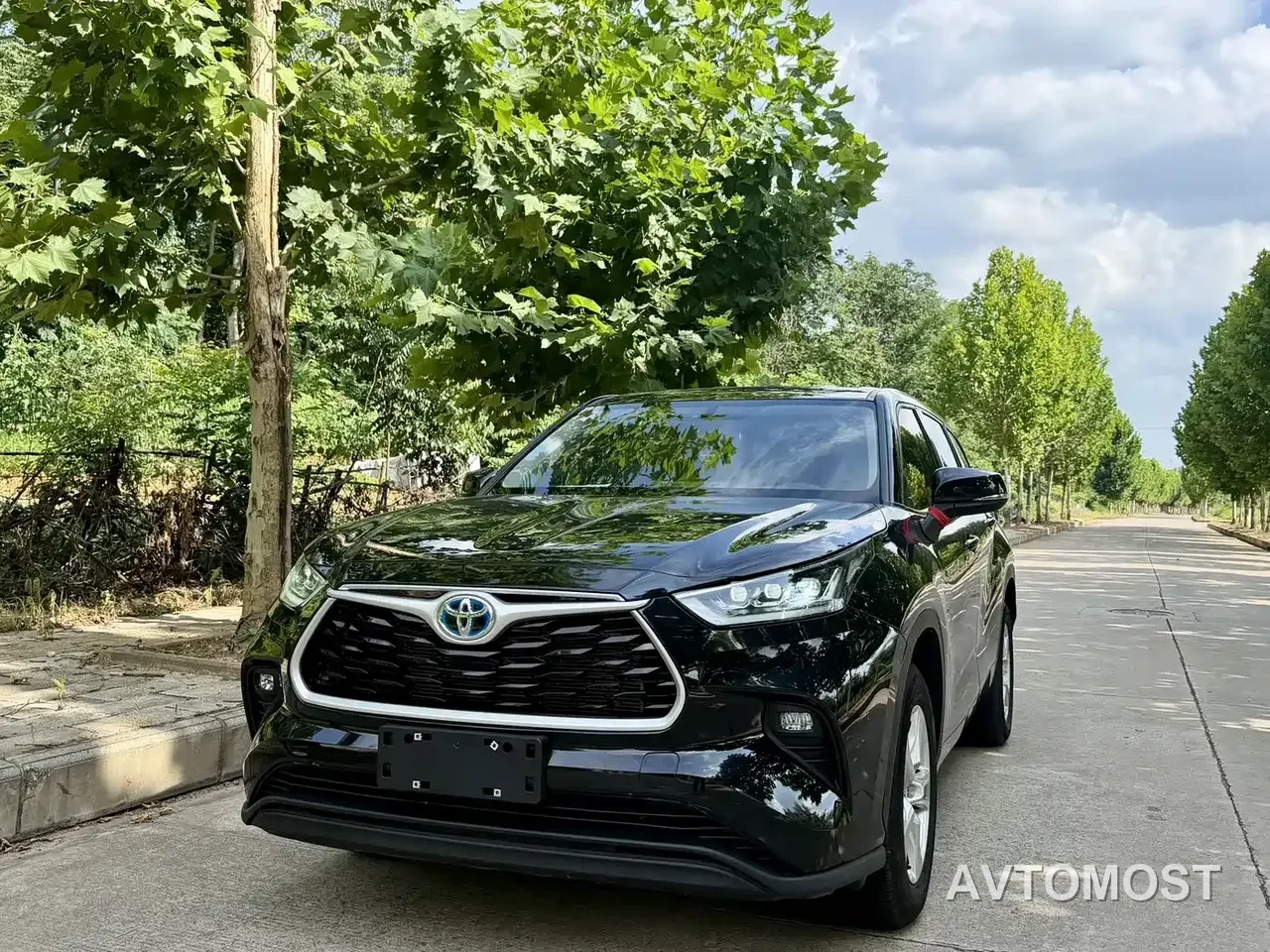 Toyota Highlander 2024 2.5L Smart Hybrid 2WD Elite 5-seater — фото 2