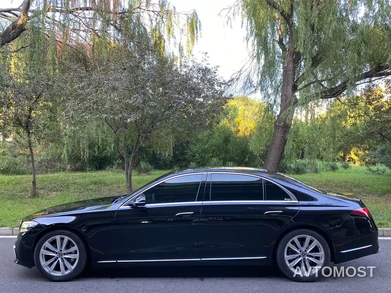 Mercedes-Benz S-Class 2022 Facelift Model S 400 L Business Type — фото 3