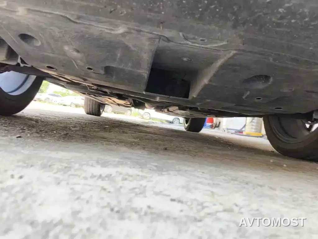 Changan UNI-T 2022 1.5T Premium — фото 9