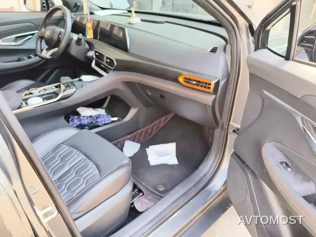 Changan UNI-T 2022 1.5T Premium — фото 12