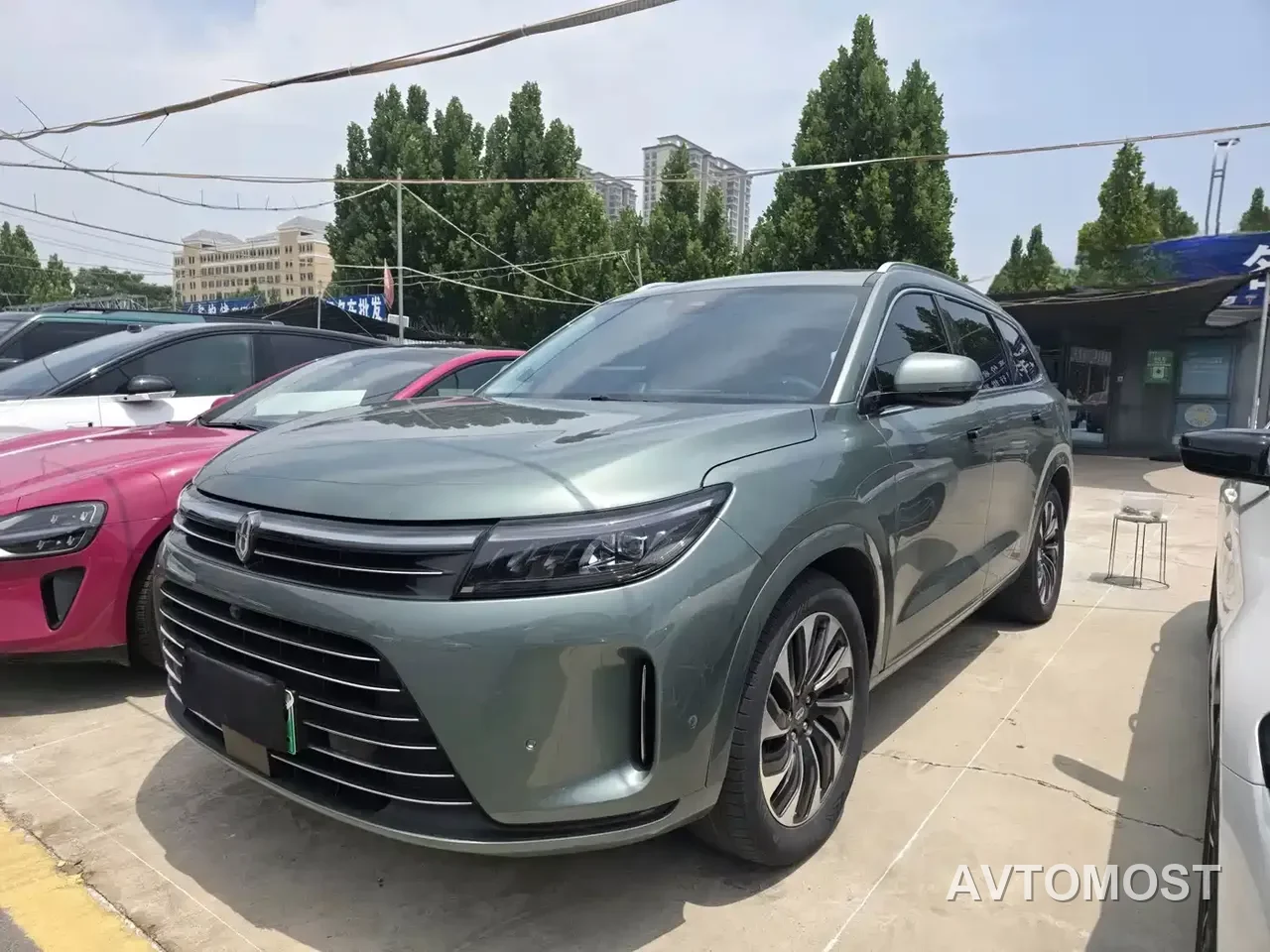 AITO M7 2022 1.5T RWD Comfort Edition — фото 1
