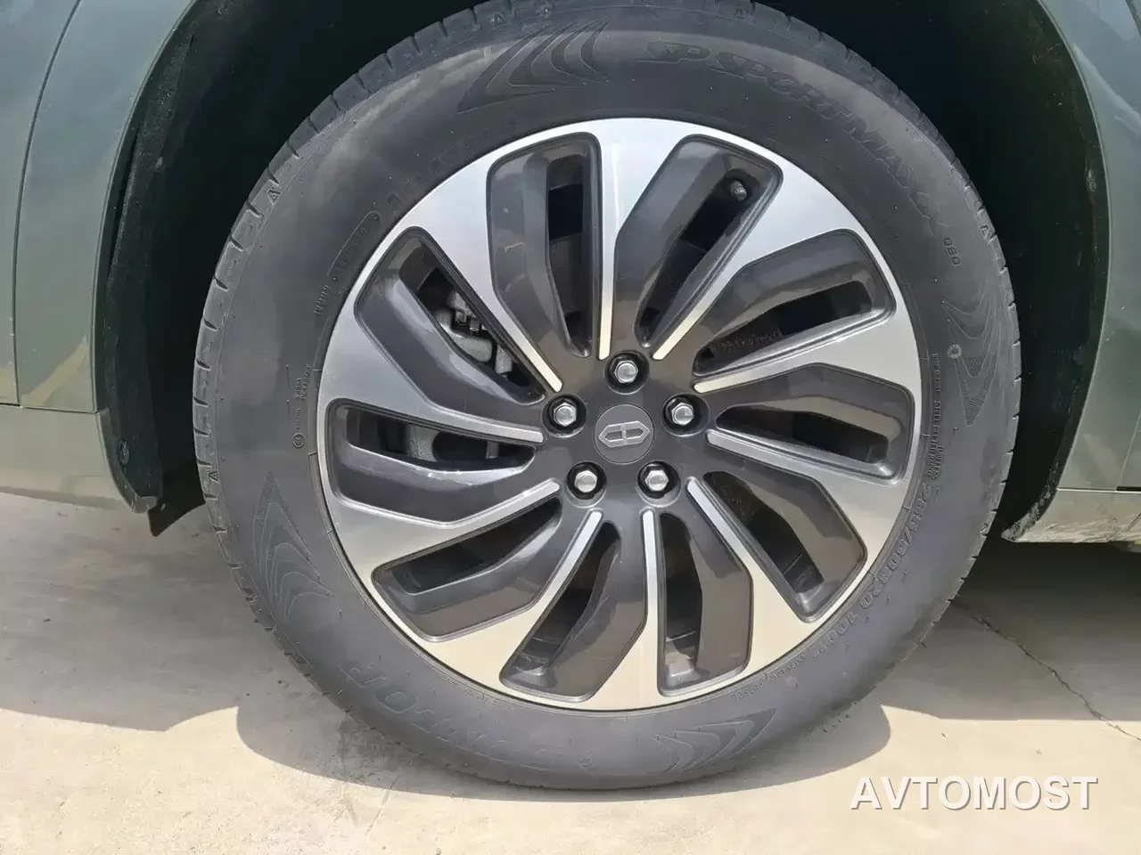 AITO M7 2022 1.5T RWD Comfort Edition — фото 22