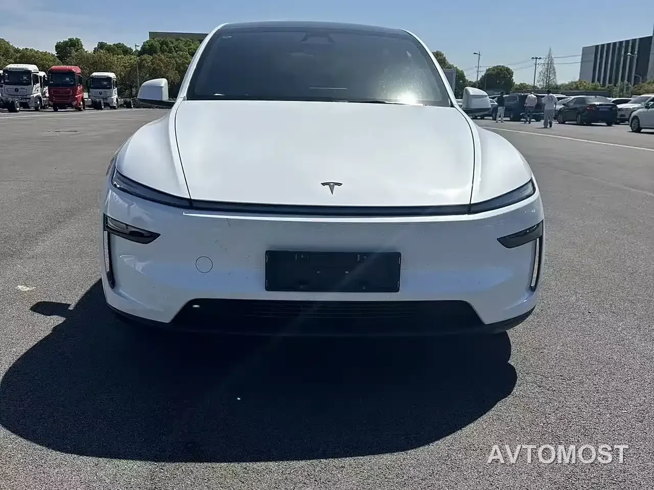 Tesla Model Y L 2025 Facelift Long Range AWD — фото 23