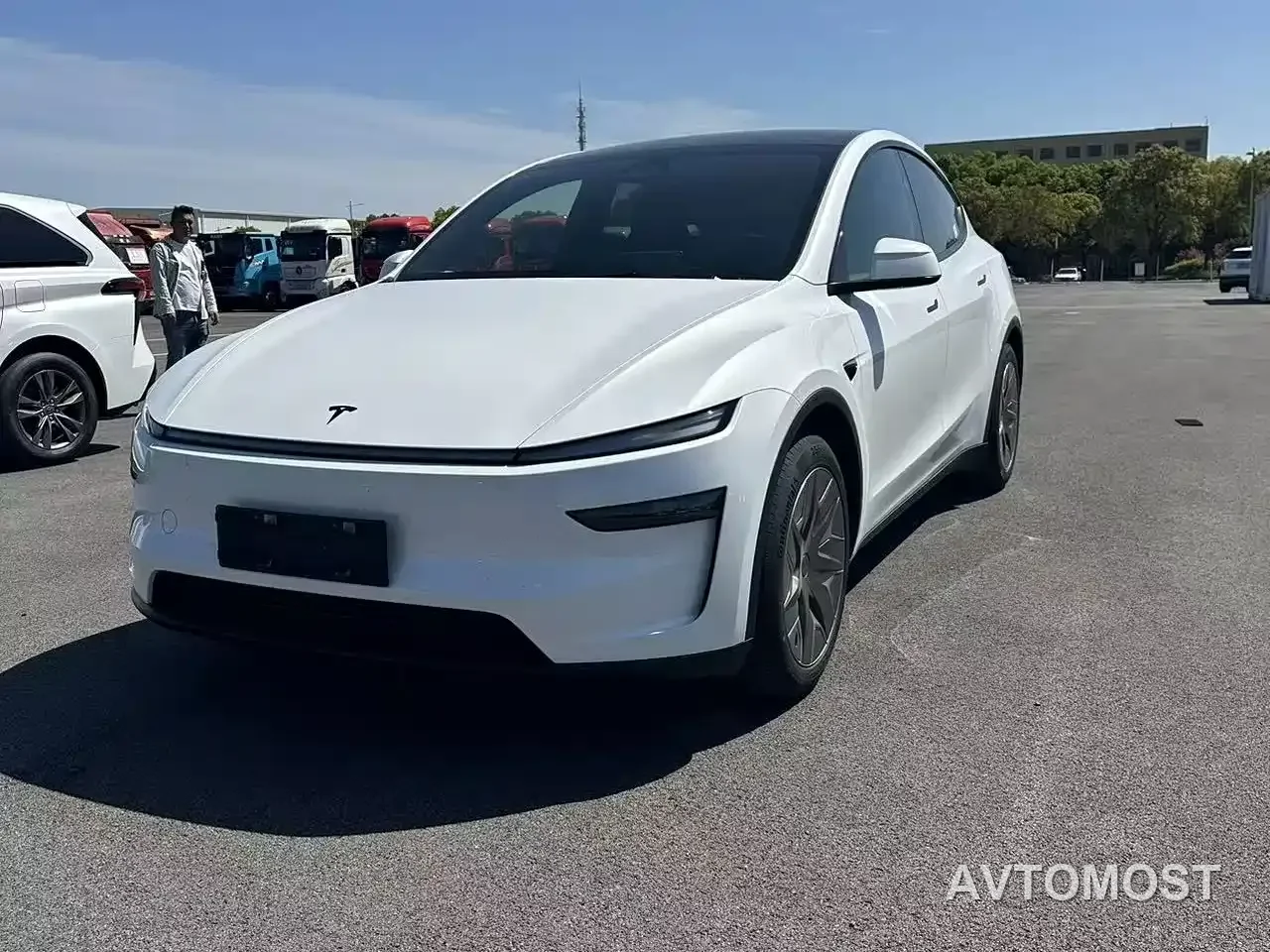 Tesla Model Y L 2025 Facelift Long Range AWD — фото 5