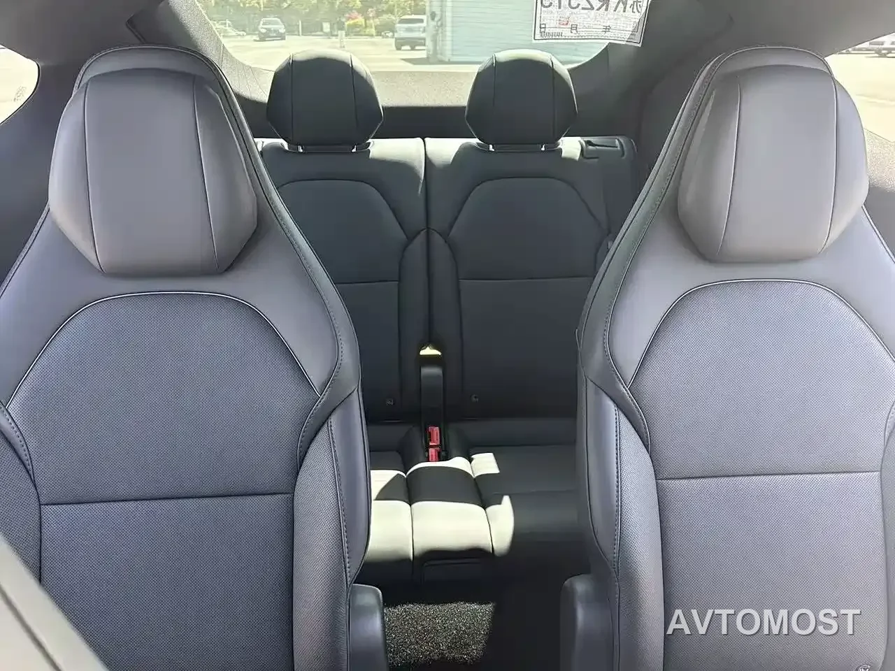 Tesla Model Y L 2025 Facelift Long Range AWD — фото 24