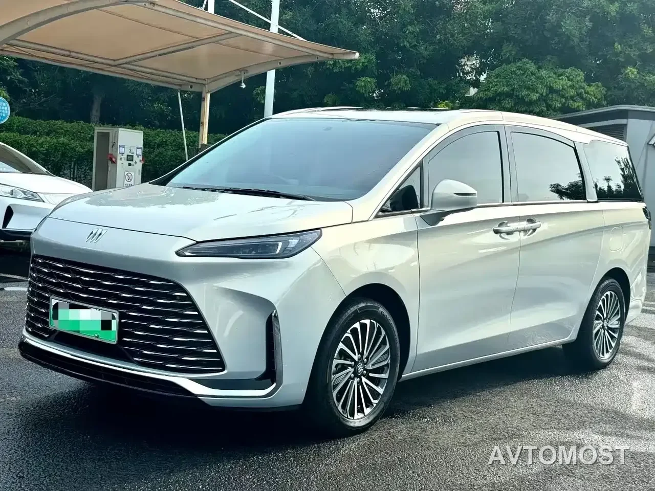 Buick GL8 New Energy 2025 Landprestige First Edition 7-Seater — фото 4