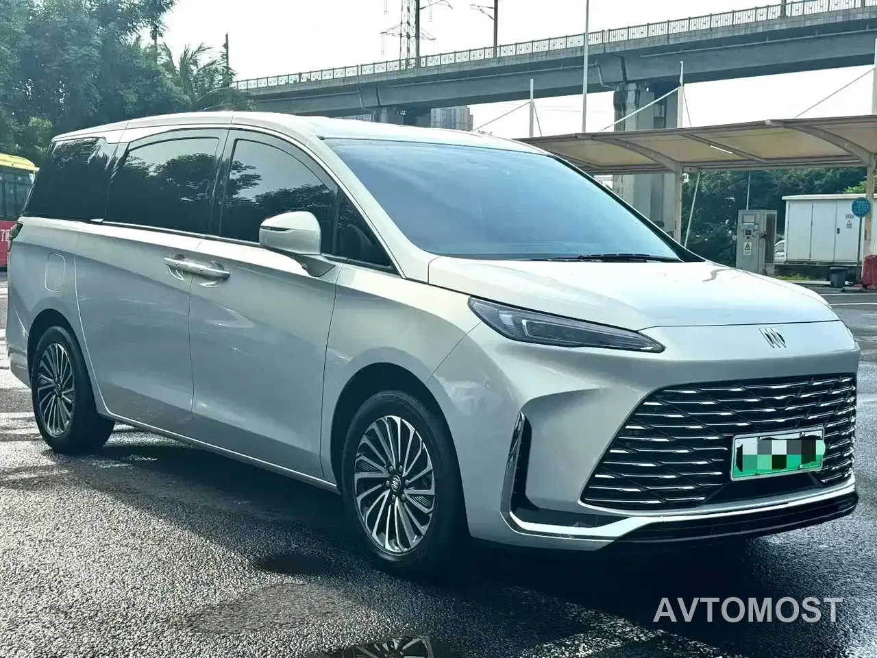 Buick GL8 New Energy 2025 Landprestige First Edition 7-Seater — фото 7