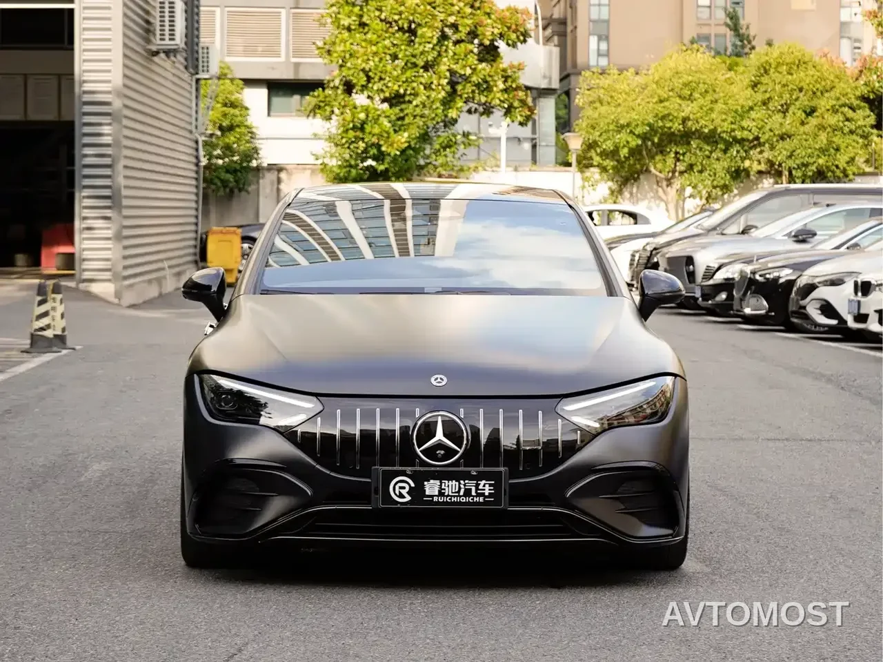 Mercedes-Benz EQE AMG 2023 AMG EQE 53 4MATIC+ — фото 2